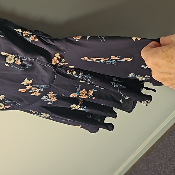 Lulu's size xs dress - Picture 5 of 8